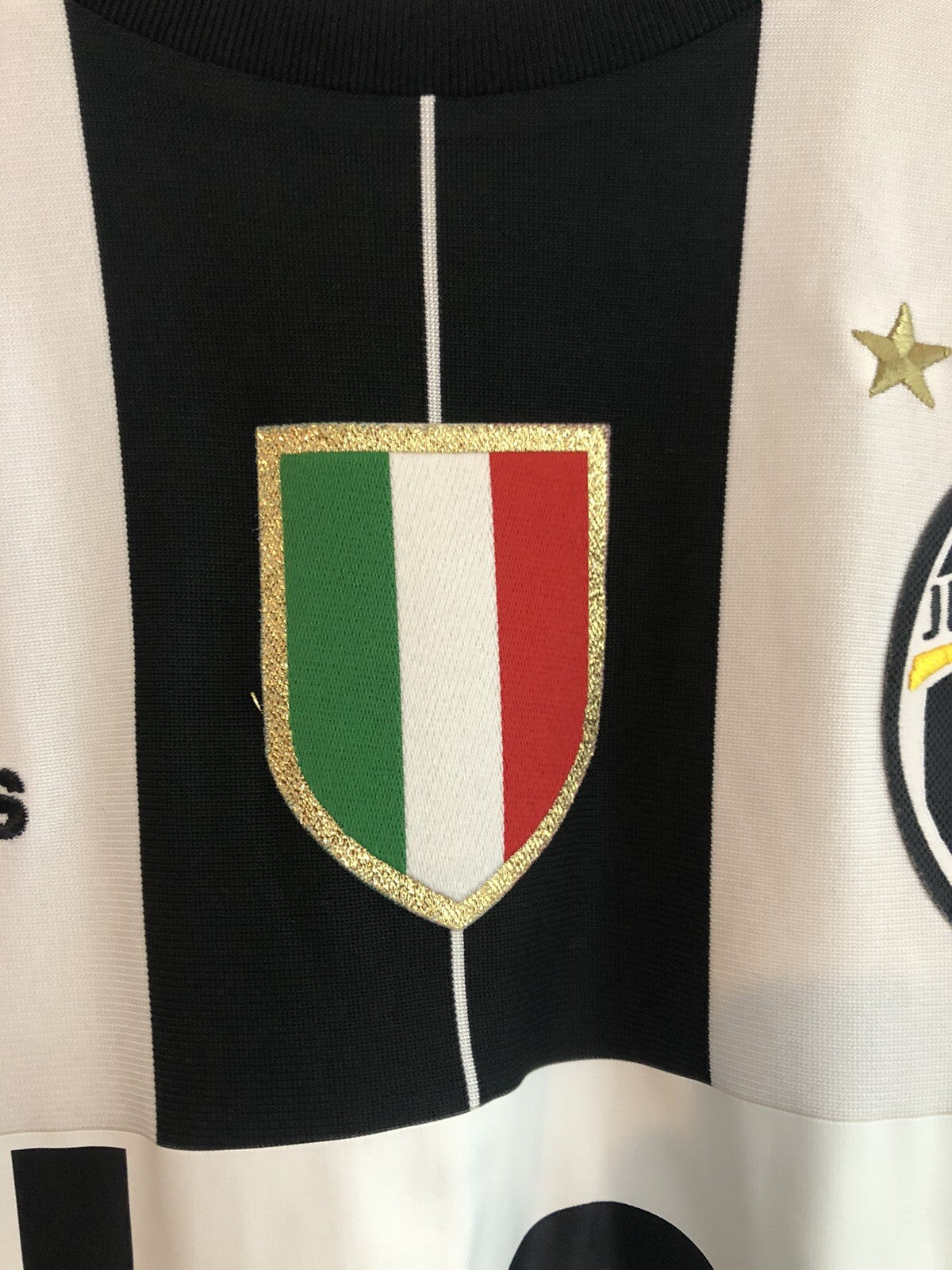 Juventus Higuain #9 2016/17 XL Home Shirt Excellent Condition AI6241