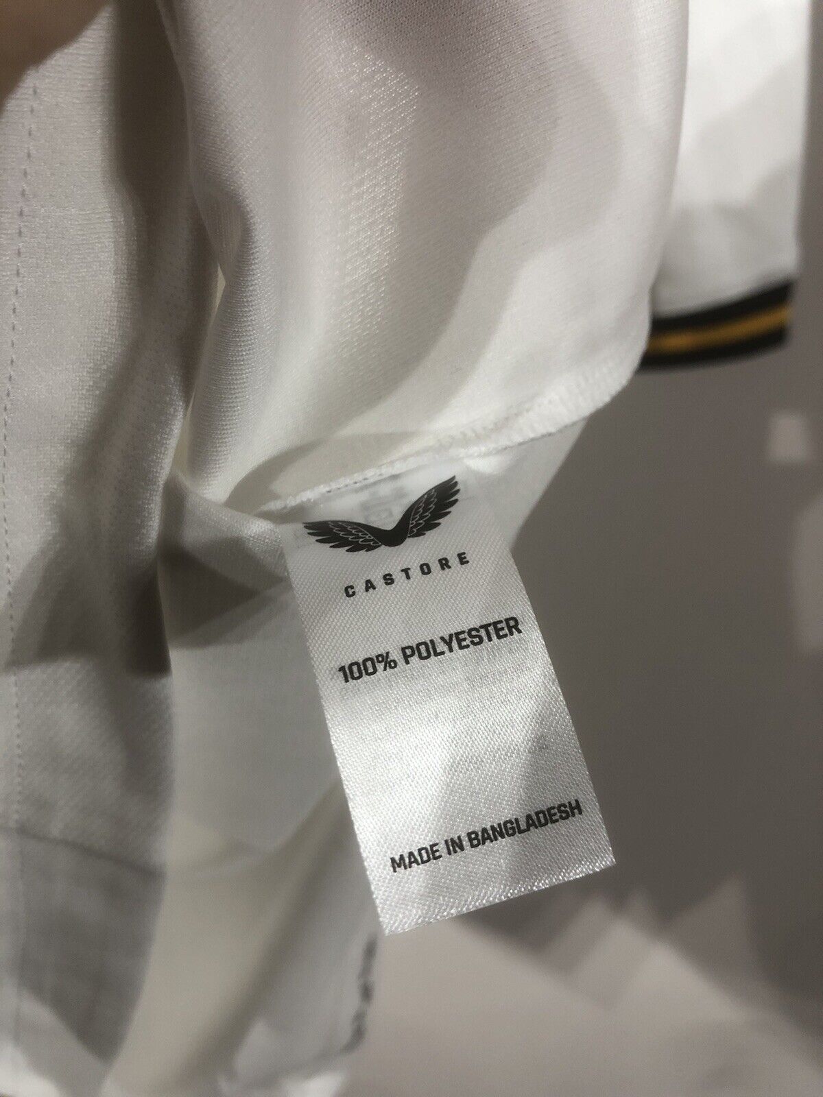 Hee Chan #26 BNWT Wolves 2021/22 Large 3rd Football Shirt Jersey Castore