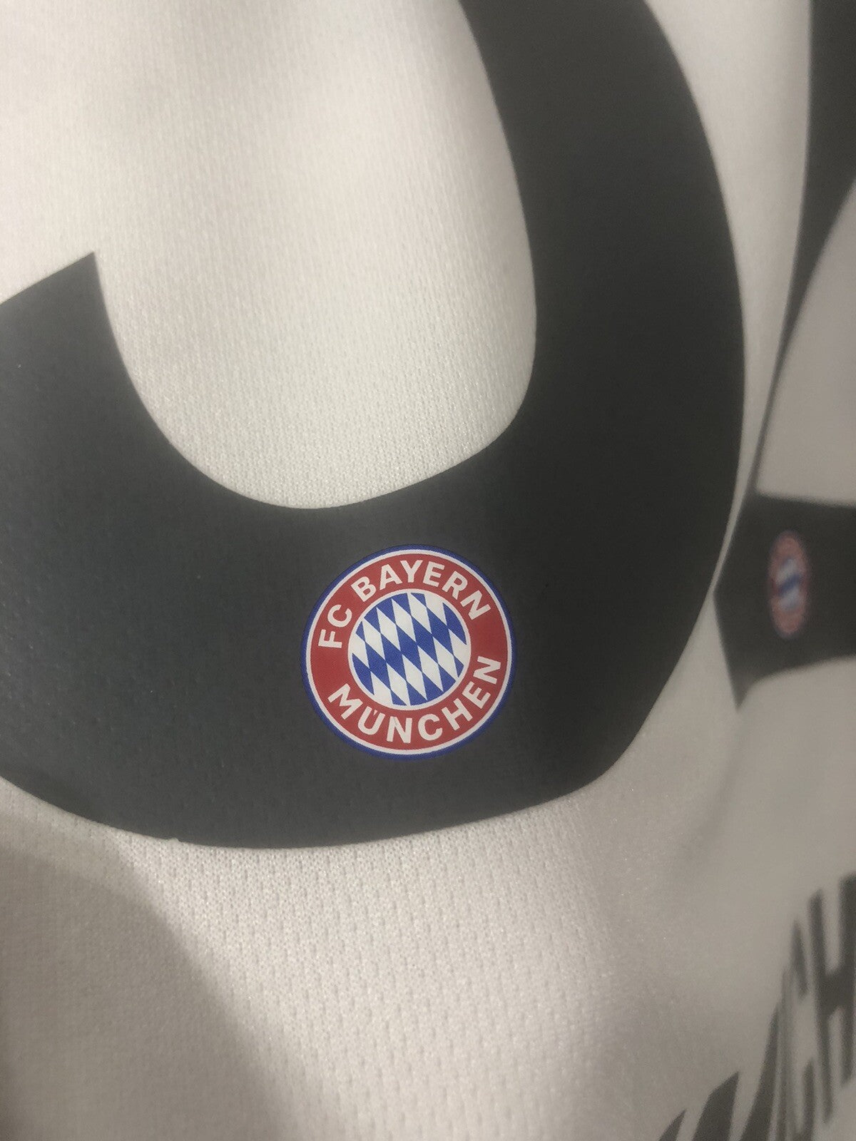 Bayern Munich Kimmich #32 2019/20 XL Away Shirt Excellent Condition DW7406