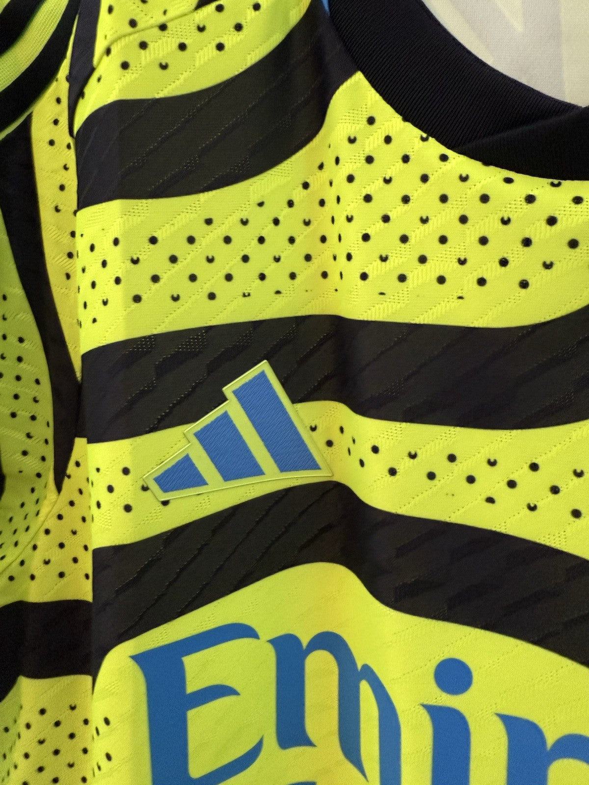 Arsenal Saka #7 2023/24 Large Authentic Away Shirt Adidas BNWT HR6926