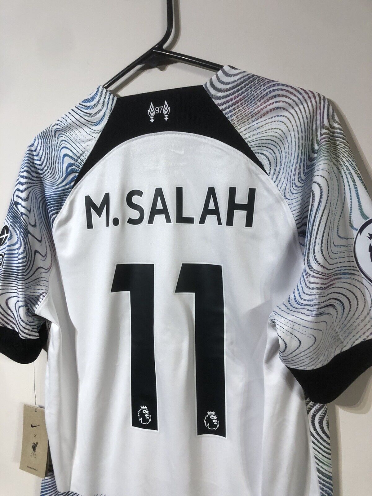 M. Salah #11 Liverpool Medium BNWT 2022/23 Away Jersey Nike