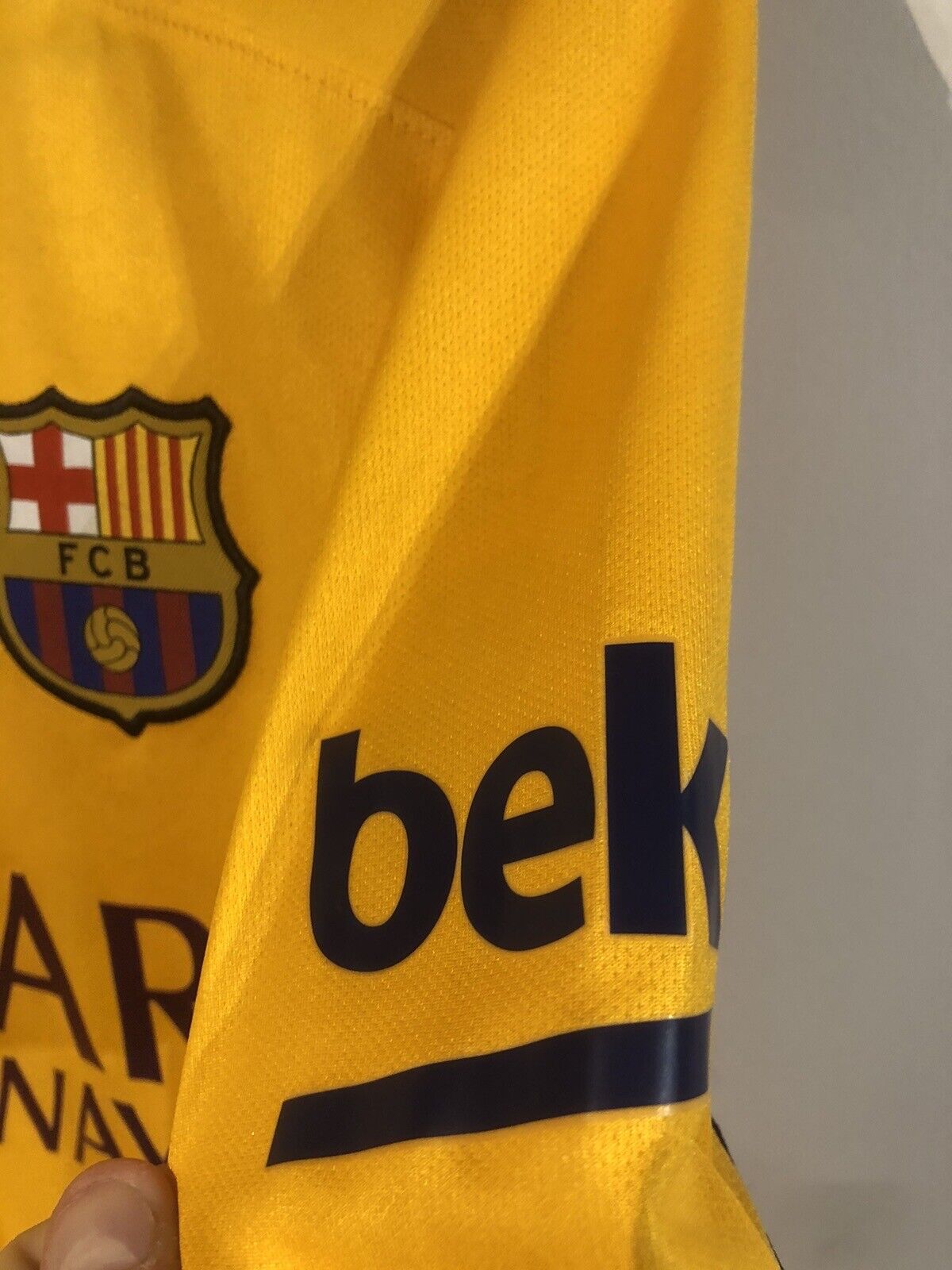 Messi #10 Barcelona 2015/16 Small Long Sleeved Away Shirt Nike Excellent Conditi