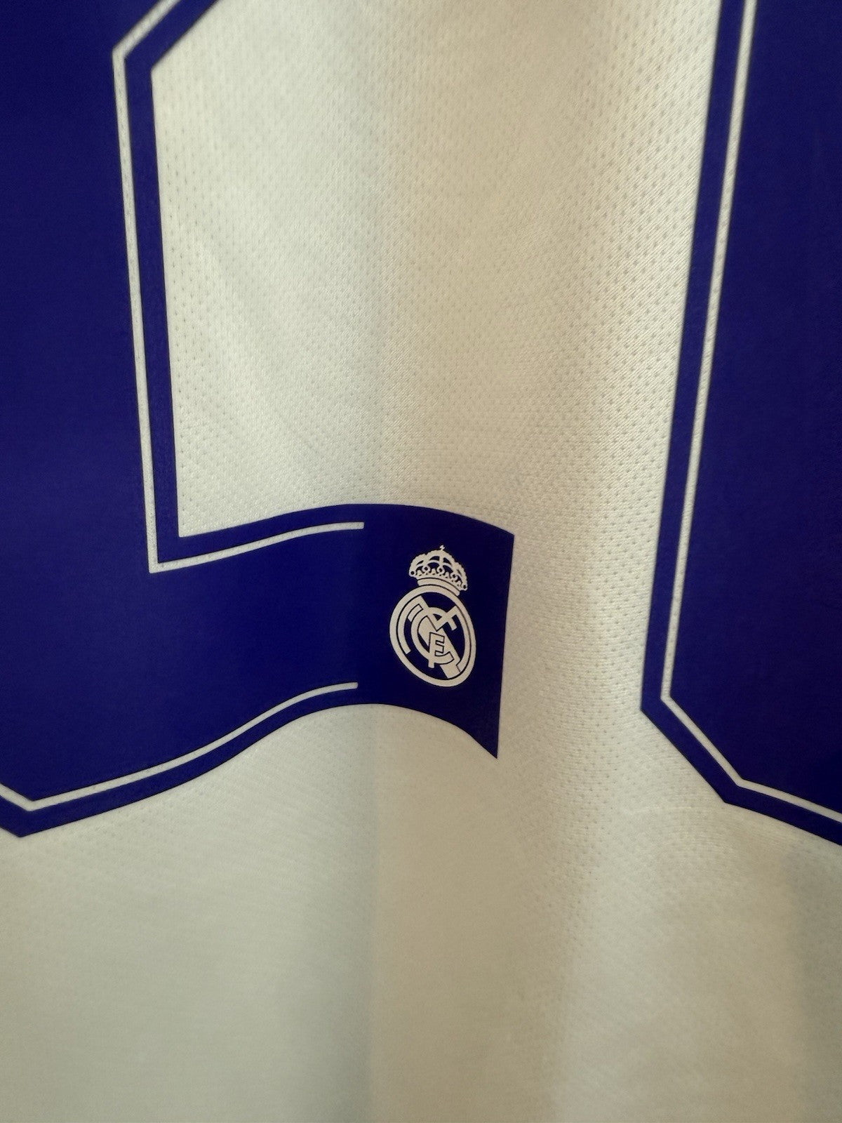 Real Madrid Isco #22 2021/22 Medium Home Shirt Adidas Excellent Condition GQ1359