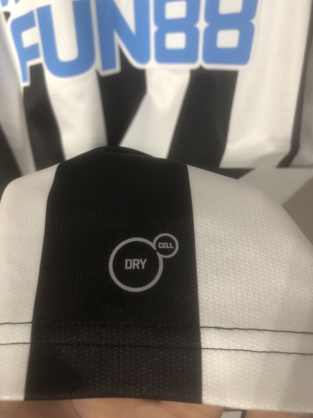 Gayle 9 Newcastle United Home Large 2017 18 Shirt Excellent Condition 751271