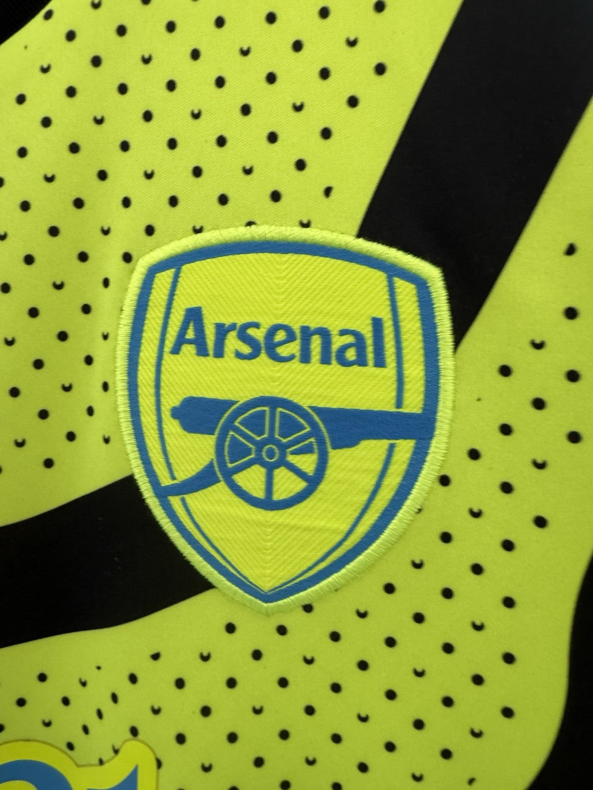 Arsenal Saka #7 2023/24 Small Away Shirt Adidas Excellent Condition HR6927