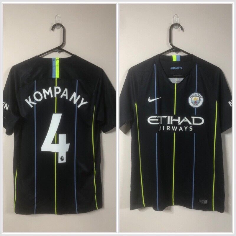 Kompany #4 Manchester City 2018/19 Medium Away Shirt Nike Excellent Condition