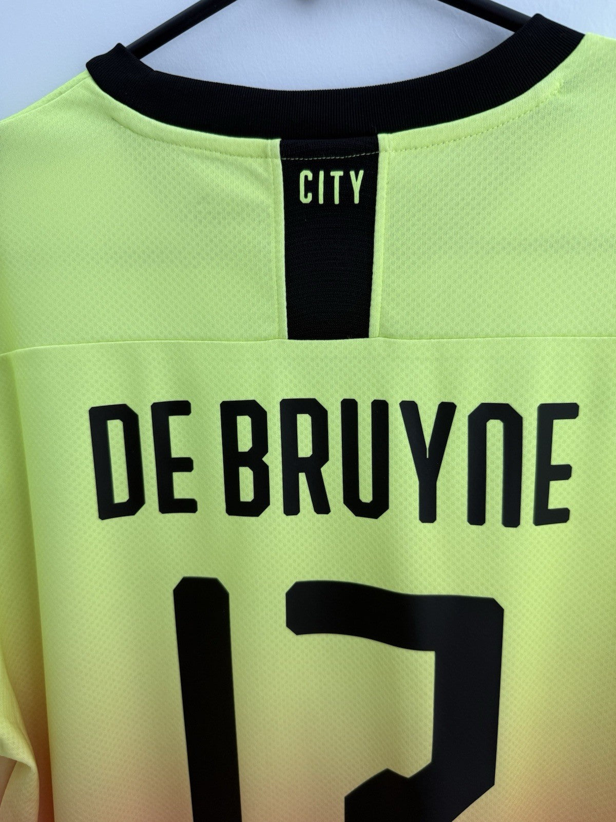 Manchester City De Bruyne #17 2019/20 Large 3rd Very Good Condition 755594-03
