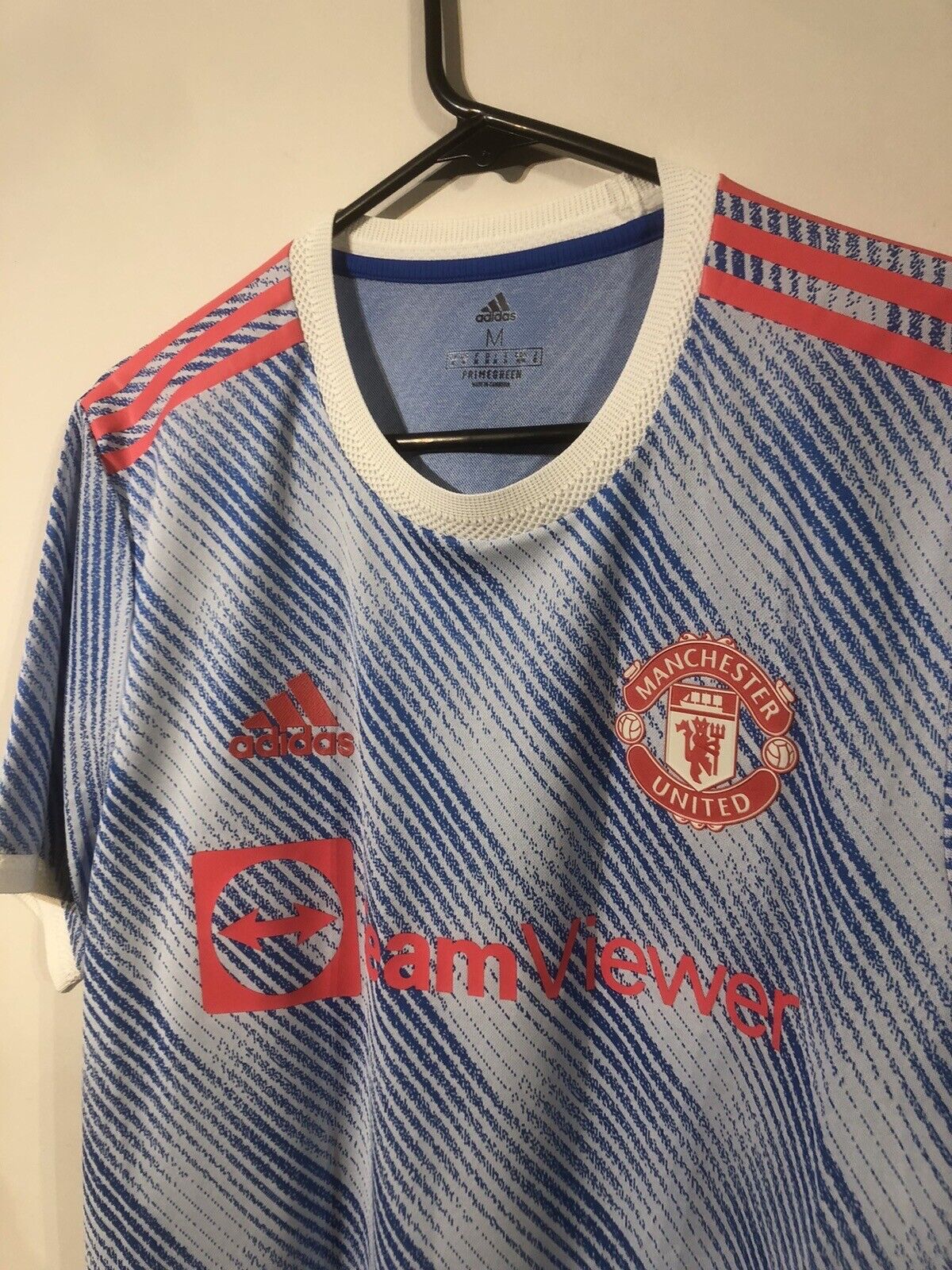 Shaw #23 Manchester United Authentic Medium BNWT 2021/22 Away Shirt