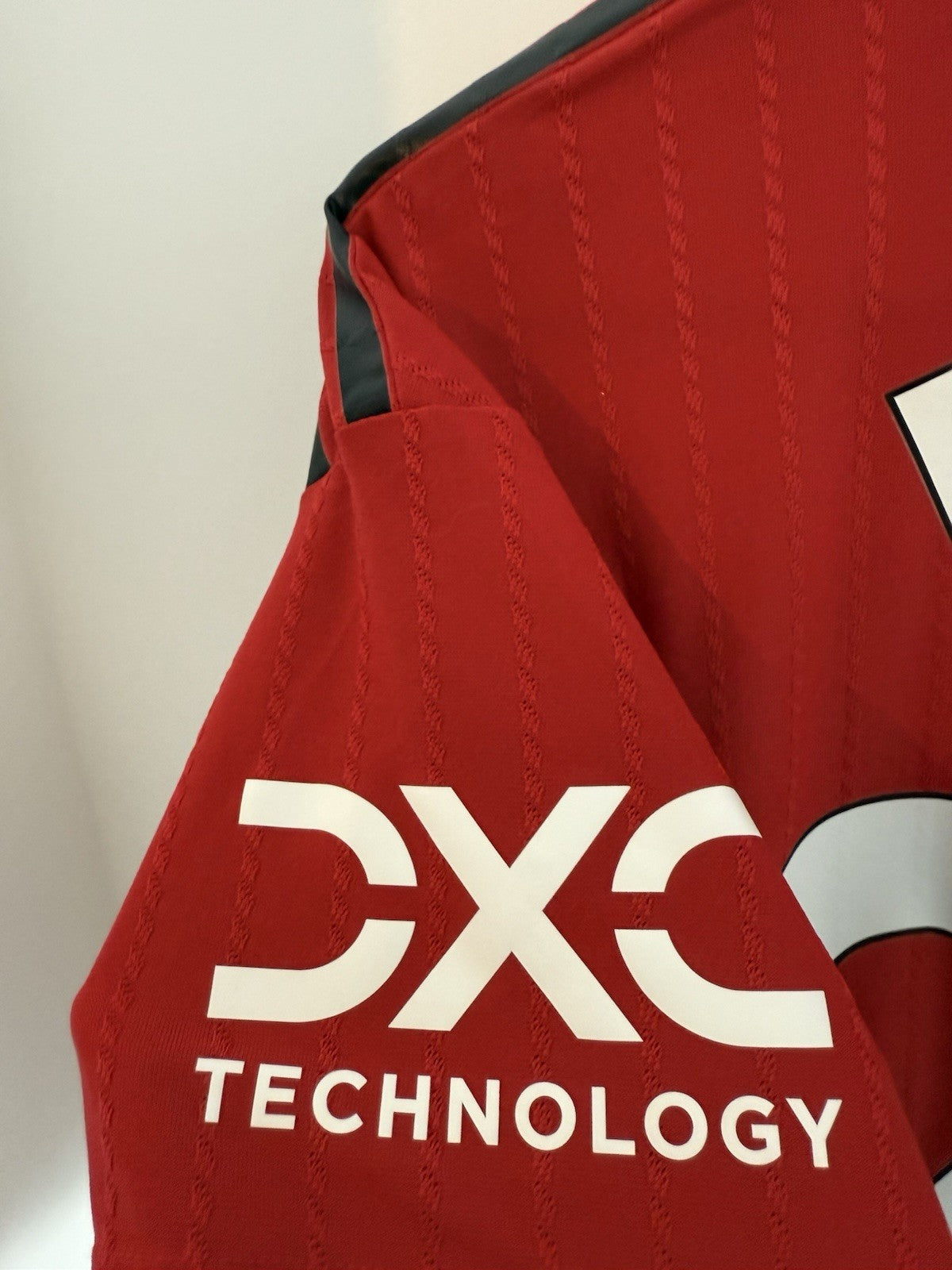 Man United Dalot #20 2022/23 Small Authentic Home Excellent Condition H13889