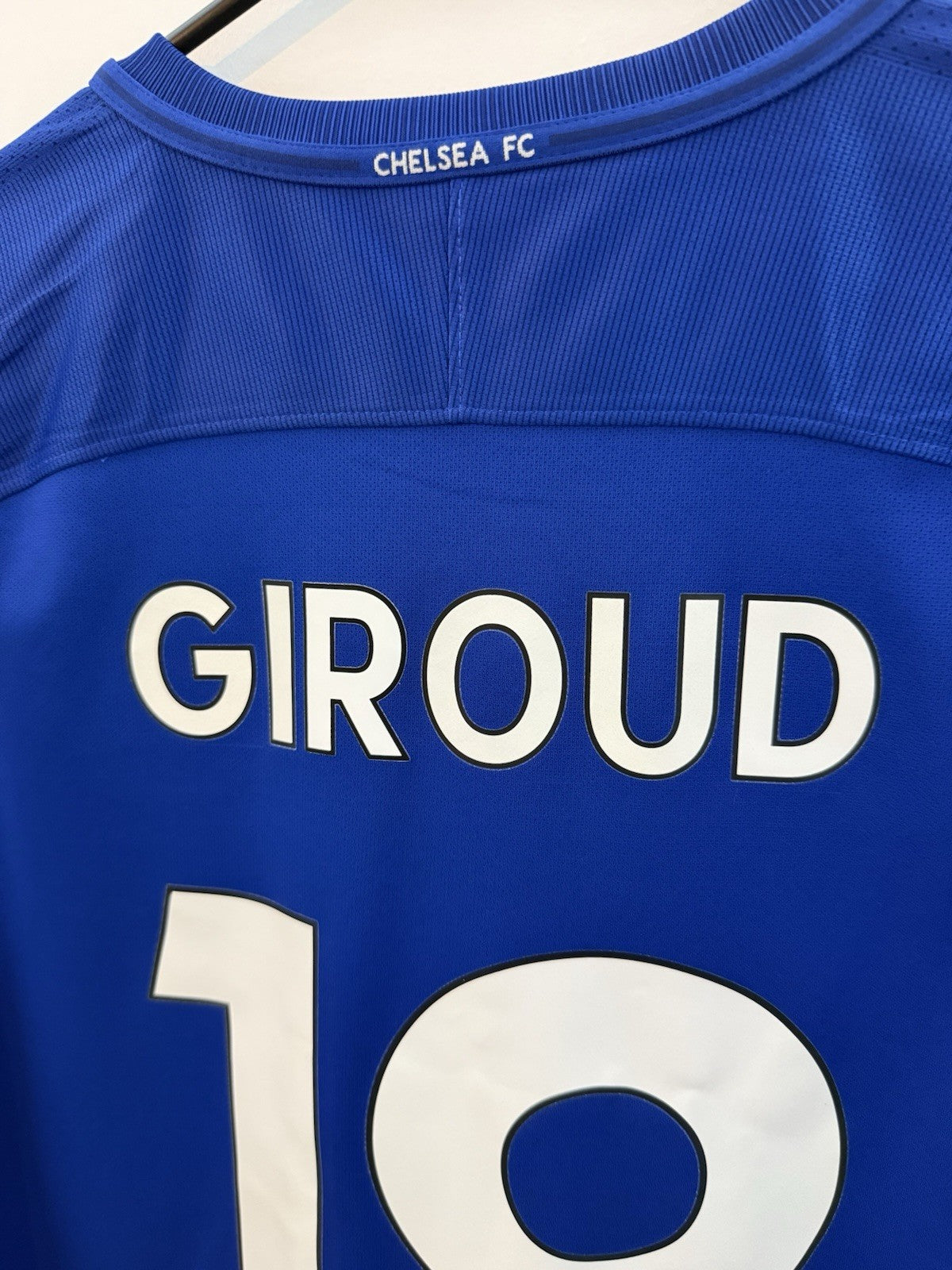 Chelsea Giroud #18 2017/18 Medium Home Shirt Nike Excellent Condition 905513-496