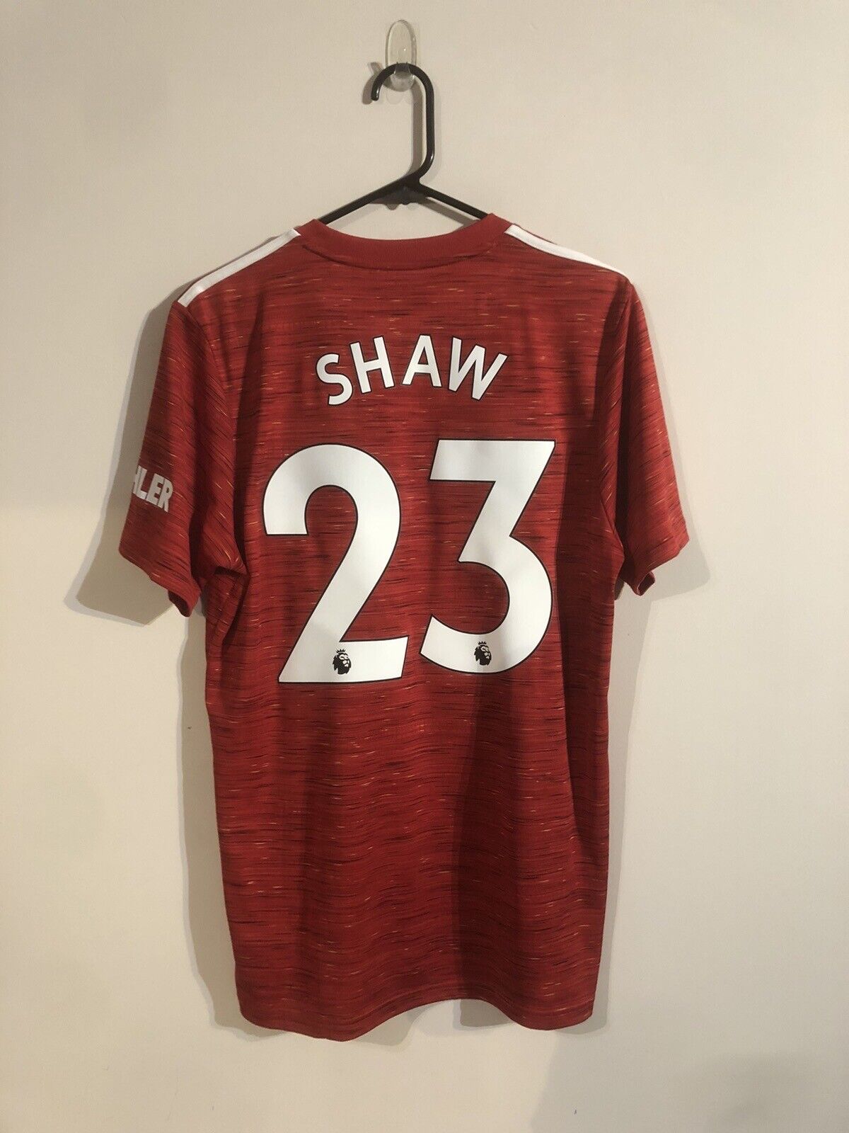 Shaw #23 Manchester United Medium Home 2020/21 Shirt Excellent Condition