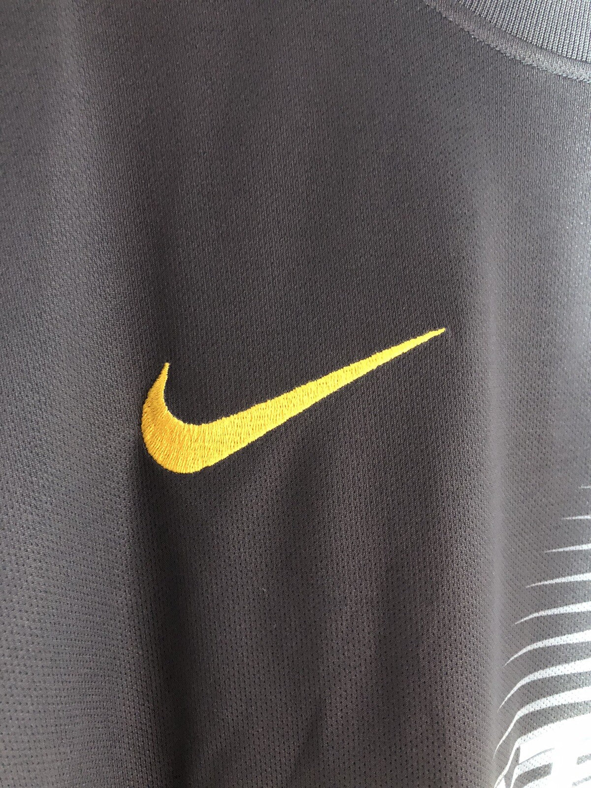 Barcelona 2014/15 Large Home Goalkeeper Shirt BNWT 610598-061