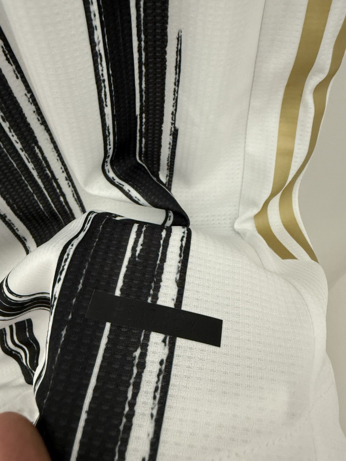 Juventus Chiesa #22 2020/21 Large Home Authentic Shirt Adidas BNWT GJ7601