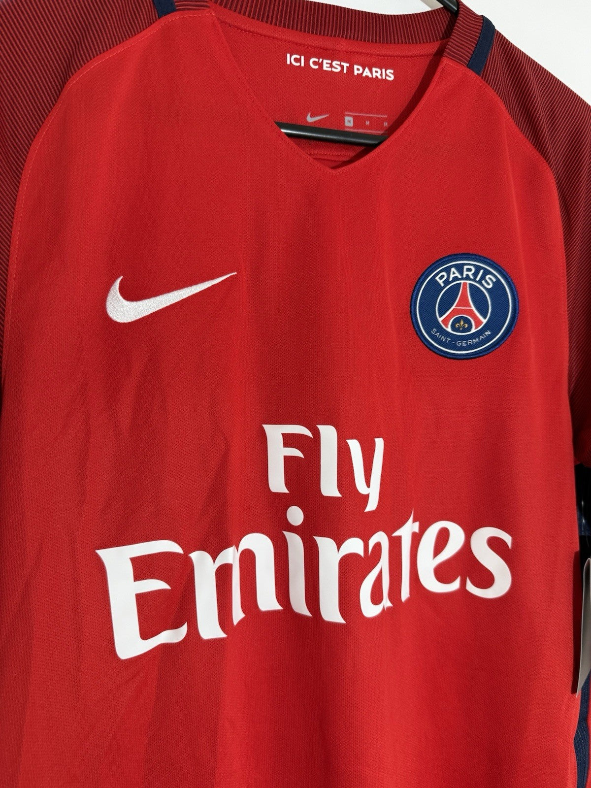 Paris St Germain 2016/17 Medium Away Shirt Excellent Condition 776924-601