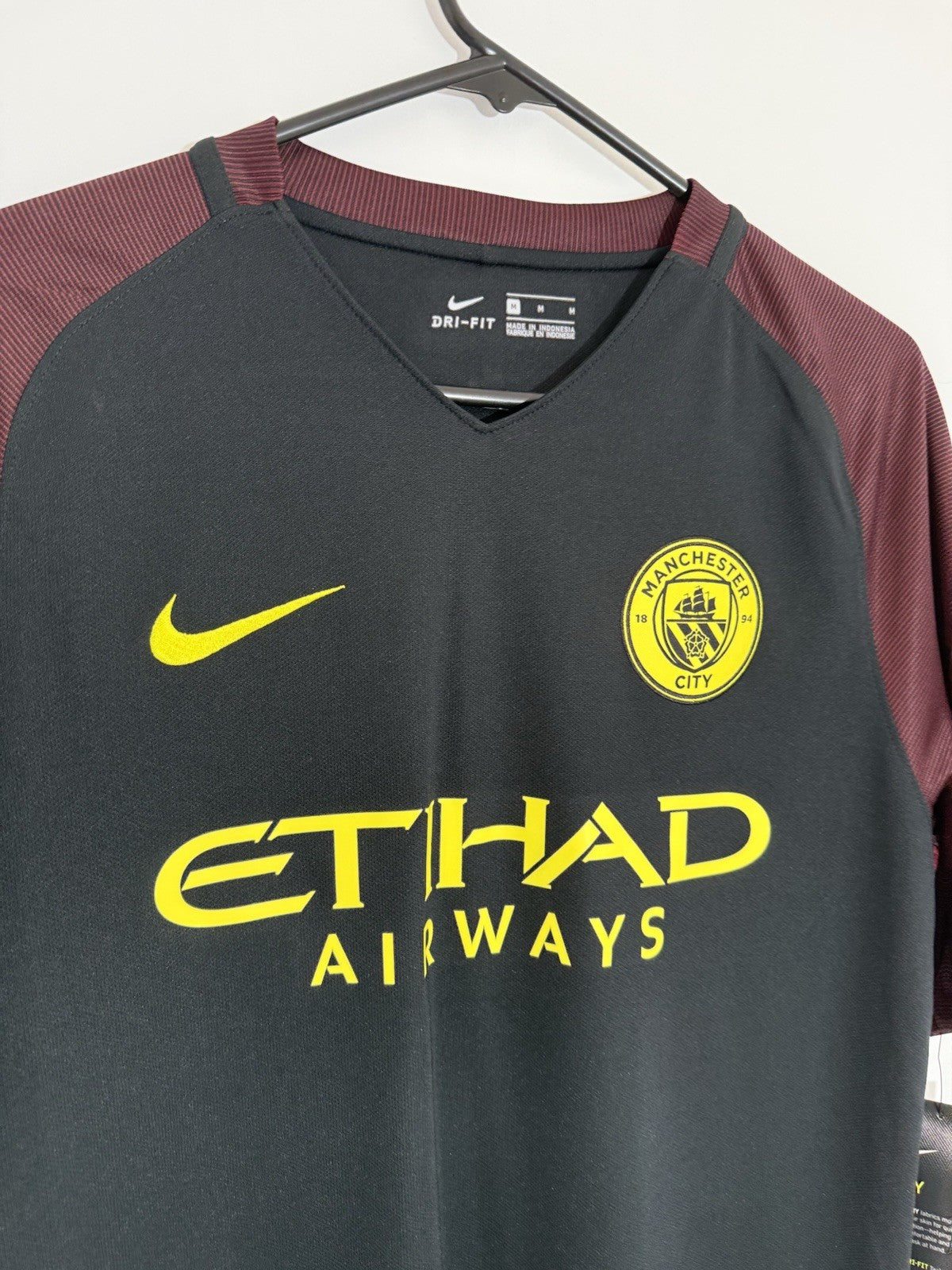 Manchester City Kun Aguero #10 2016/17 Medium Away Shirt Nike BNWT 776903-011